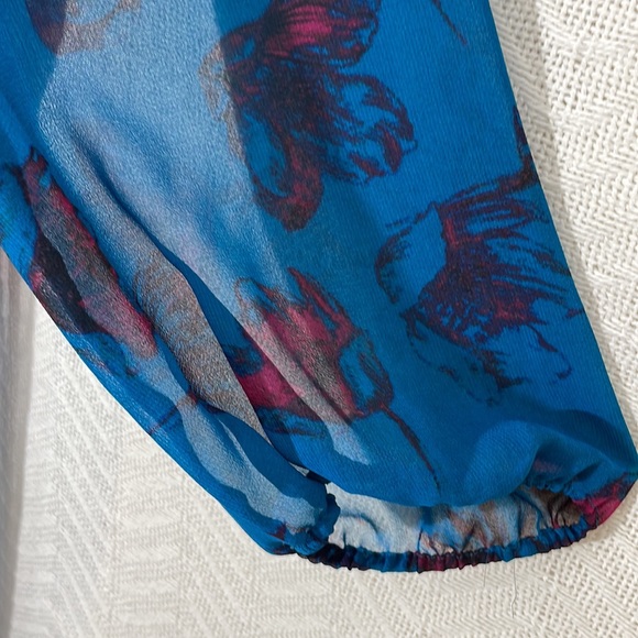 KENSIE Teal Blue Sheer Dress Floral overlay with a black under slip - Picture 9 of 11